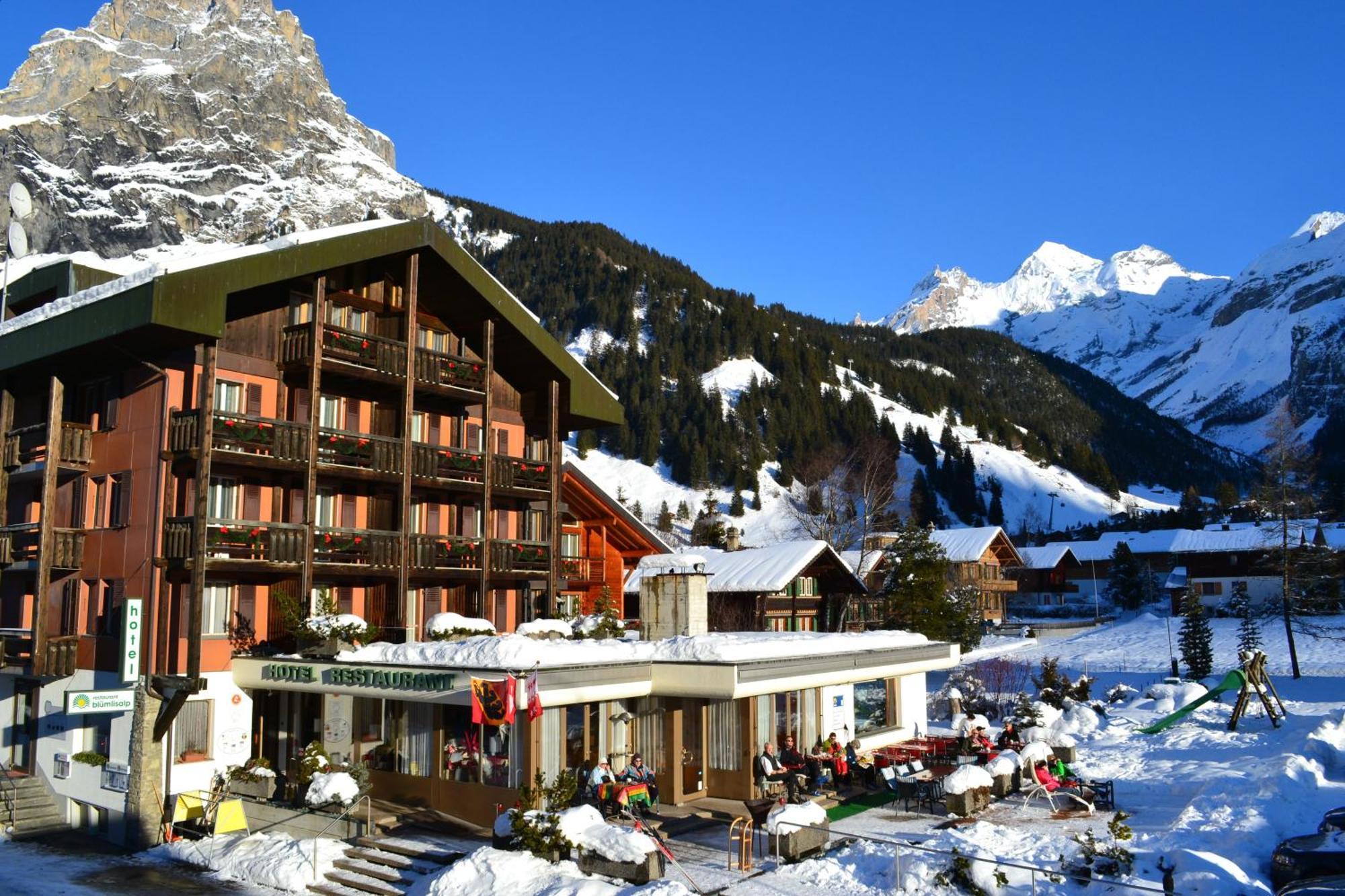 Bluemlisalp Hotel คันเดอร์ชเตค ภายนอก รูปภาพ